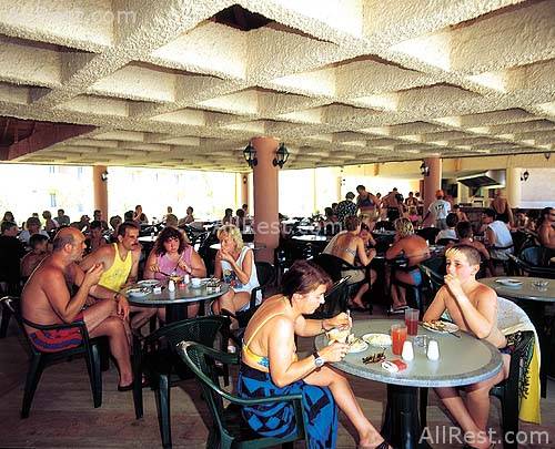 Greenwood Resort Hotel 8